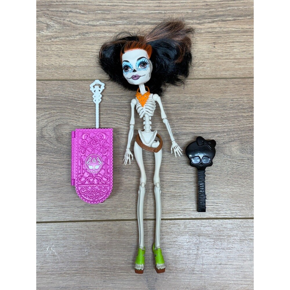 Monster High Scaris City of Frights Skelita Calaveras Doll Nude w/ Accessories